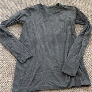 Lululemon Swift tech top